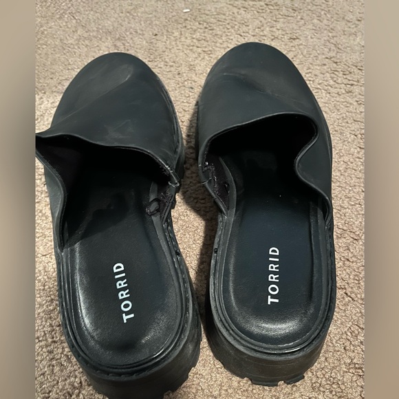 Torrid Black Slip On Clogs - Picture 2 of 3